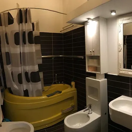 Bellavista Golem (Tirana)
